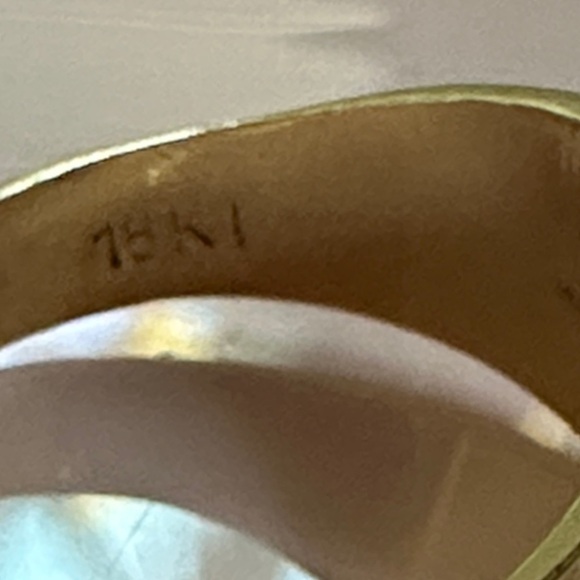 18k real solid Gold Ring​ - Picture 5 of 6